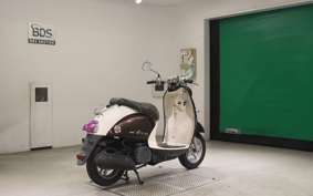 YAMAHA VINO 50