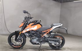 KTM 125 DUKE JPA40