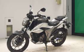 SUZUKI ｼﾞｸｻｰ250 2002 ED22B