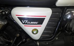 MOTO GUZZI V7 CLASSIC 2008