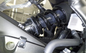 HONDA CB650R E-Clutch 2024 RH17