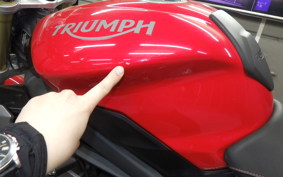 TRIUMPH STREET TRIPLE 85 2016