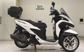 YAMAHA TRICITY 125 2012