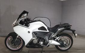 HONDA VFR1200F SC63