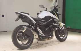 SUZUKI GSR750 A 2013 GR7NA
