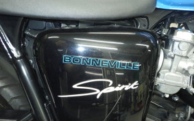 TRIUMPH BONNEVILLE SPIRIT 2015