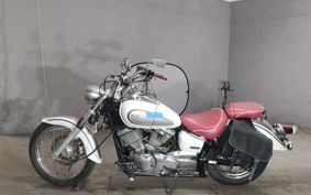 YAMAHA DRAGSTAR 250 VG02J