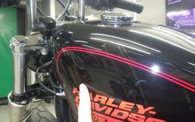 HARLEY XL1200C 2001