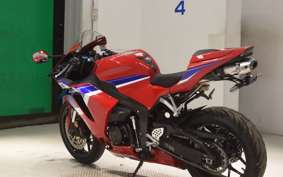 HONDA CBR600RR 2024 PC40