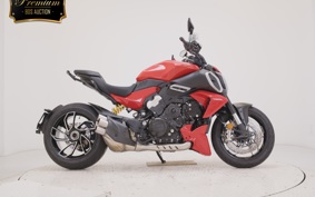 DUCATI DIAVEL V4 2025