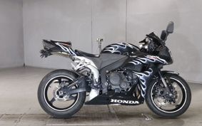 HONDA CBR600RR PC40