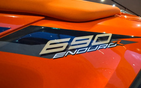 KTM 690 ENDURO R LEV40