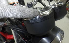 HONDA VTR 250 Gen. 2 MC33