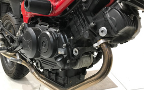 HONDA VTR 250 F MC33