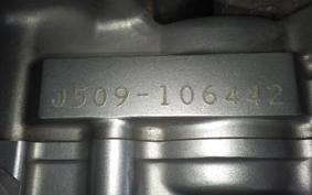 SUZUKI GSR250