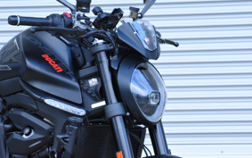 DUCATI M900 MONSTAR PLUS 2021 1M00