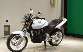HONDA HORNET 250 2025 MC31