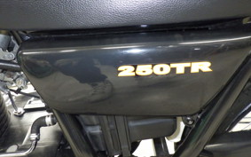 KAWASAKI 250TR BJ250F