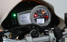 TRIUMPH STREET TRIPLE 2009 TMD406