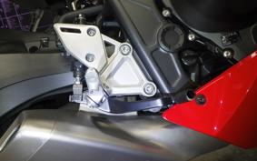 HONDA CBR650R E-Clutch 2025 RH17