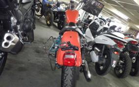HARLEY XL883R 2005