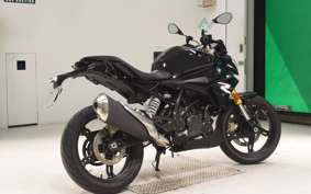 BMW G310R 2023