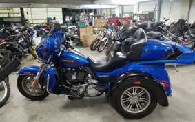 HARLEY FLHTCU 2016 MAD