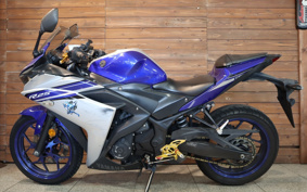 YAMAHA YZF-R25 RG10J