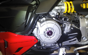 DUCATI STREETFIGHTER V2 2022