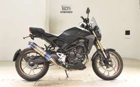 HONDA CB250R MC52