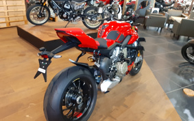 DUCATI STREET FIGHTER V4S 2024 4F00