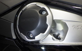 HONDA NM4 VULTUS -01 2014 RC82