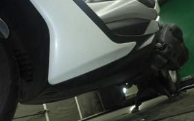 YAMAHA N-MAX 2002 SED6J