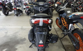 YAMAHA N-MAX 1998 SEG6J