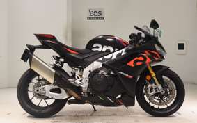 APRILIA RSV4 1100ファクトリ 2024