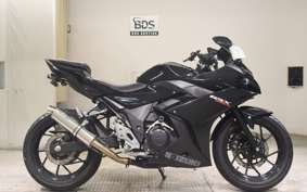 SUZUKI GSX250 R 2012