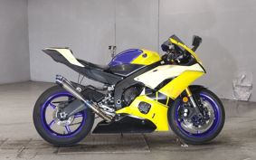 YAMAHA YZF-R6 2018 RJ27