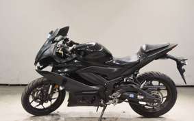 YAMAHA YZF-R25 A 2022 RG43J