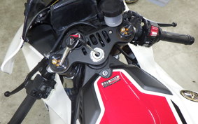 YAMAHA YZF-R1 2022 RN65J