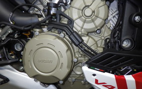 DUCATI ストリート FIGHTER V4SUP 2025