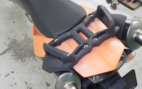 KTM 990 SUPERMOTO 2006