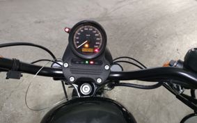 HARLEY HARLEY XL883R CS2