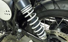 TRIUMPH STREET SCRAMBLER 2021