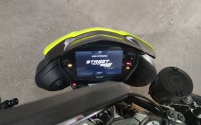TRIUMPH STREET TRIPLE 765R HDA624