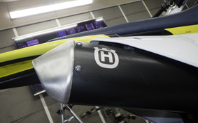 HUSQVARNA FE250