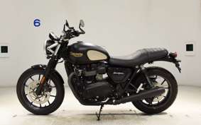 TRIUMPH STREET TWIN 2016