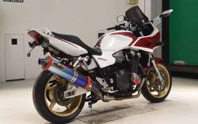 HONDA CB1300SB SUPER BOLDOR A 2009 SC54