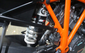 KTM 1290 SUPER DUKE R 2014 V3940