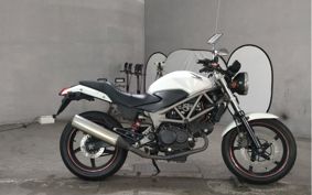 HONDA VTR 250 MC33
