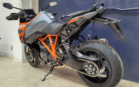 KTM 1290 SUPER DUKE GT V6940
